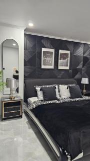 Patong Tower 2 Bedroom Sea View - Patong Beach - 2