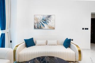 Ahlan HH - Exclusive 2-BR Apartment in Opalz by Danube - Balcony with Mini Pool - 6