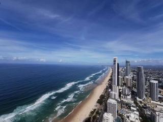 Meriton suites Oceanview Beachfront lux 2B2B apartment over level 55 - 7