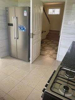 Home Haven- 3 Bedroom Apartment - Kisumu - 3