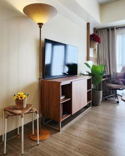 New Modern Arts Uptown BGC with Parking Gym up to 4 Guests - Manila - 6