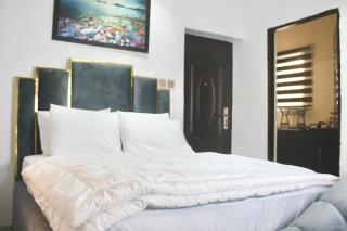 Cozy Guest Room, Kitchen, Wi-Fi, 24 hours Power - Ibadan - 9