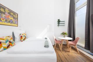 Great 1-room apartment with free underground parking - 1
