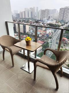 New Modern Arts Uptown BGC with Parking Gym up to 4 Guests - Manila - 8