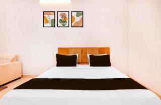 My space hotels and restaurants - 0