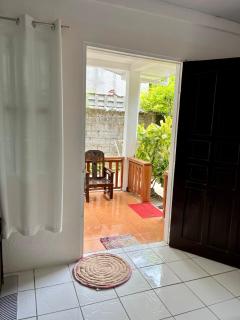 3BR Gray House with kitchen 5 mins walk to the beach 150mbps - 3