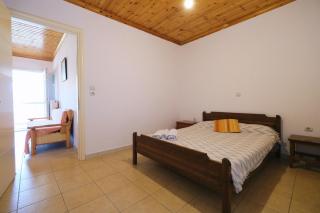 New Peaceful Apartment Near Port - Mirina - 7