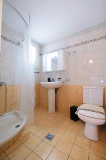 New Peaceful Apartment Near Port - Mirina - 5