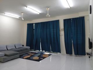 A&Z Homestay Kangar with 4 Bedroom 3 Bathroom - 4