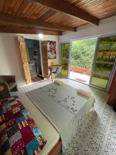 Kokrobite Gardens Restaurant and Guest House - Kokrobite - 7