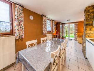 Stay in Scenic Lavacherie - Sainte-Ode - 7