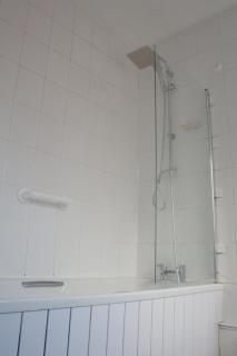 Cosy, Comfortable Home Discounts Available - Birmingham - 5
