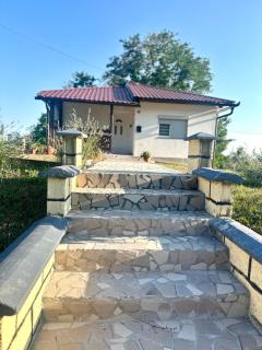 Hilltop Modern House Panoramic Views - - 8