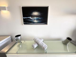 11 Glitter Bay - Panoramic seaviews and beach access - 3BR Umhlanga - Durban - 1
