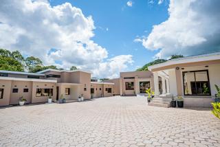 MMK Lodge - Mchinji - 1