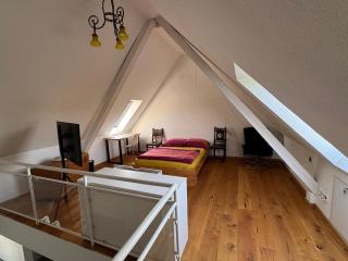 Modernes Loft am Rebberg im historischen Winzerhof - Ehrenkirchen - 4