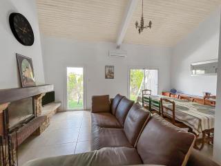 Maison avec Jardin, Terrasse, Barbecue et Parking - 3