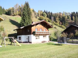 Chalet in Wagrain near Ski Lift - 0