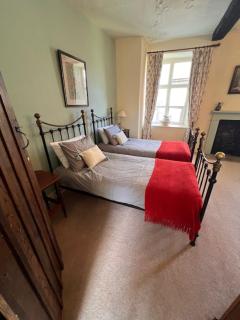 CANTRE SELYF - Historic Property in the Centre of Brecon - Brecon - 1
