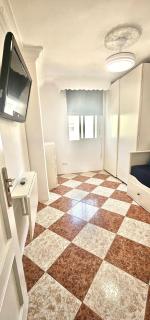 Amplia vivienda a un paso del centro de Cádiz - El Trocadero - 4