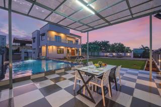 Courtyard Villa by Tropicana Stays - Lonavala - 2