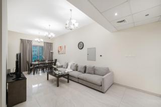 Family-Sized 4BR I Pool, Jacuzzi & Gym - 9