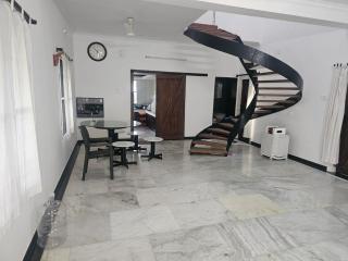 Shiva Shambo Home Stay - Entire Villa - 1