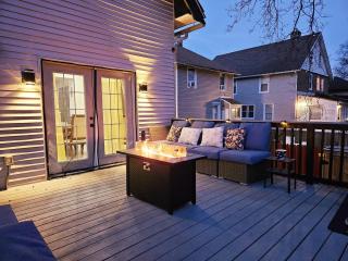 Best of Philly! King Bed Sleeps 12, 15mins Downtown - 6