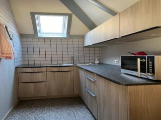 Holiday home in Reimboldshausen with balcony - 7