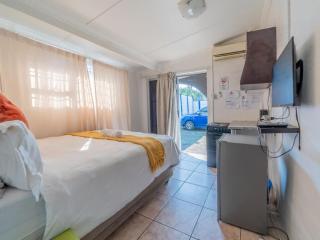 Jnc Lodge - Richards Bay - 1