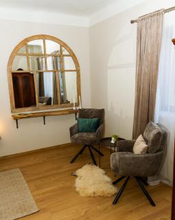 Stone House - Târgu Secuiesc - 2