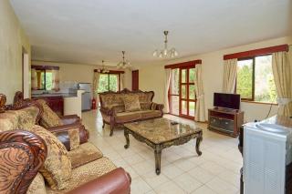 Charity Chalet - 5