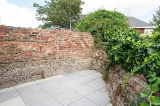 Comfort Meets Style, 4-Bedroom Home with All Essentials, Sleeps 8! Contractor Friendly! - Thornton Heath - 7
