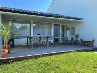Large Architect Designed Home in City Centre - Hamar - 9