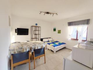 Olcsica Apartment - 9