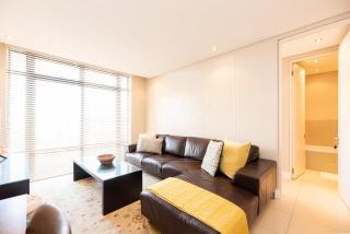 Luxury Beachfront Apartment in Eden on the Bay 191- 2 bedroom - 6