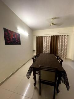 Cozy 3BHK Apartment RR Nagar with Sunset view - 4