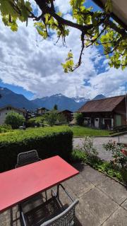 Completely refurbished comfortable apartment - Goldswil - 3