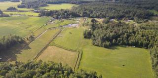 Cozy Yurt on a Heritage Farm with Trails, Pond, and Sauna - - 6
