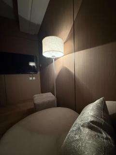 Luxury Modern Apartment with smart entry - 4