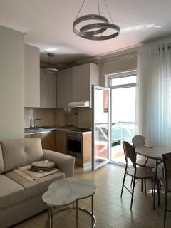Aidas cozy central apartment - Tirana - 2