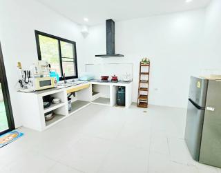 BAAN AVA, a townhouse for a family of 5 - Ban Prong Phra Bat Nok - 4