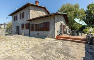 Gorgeous Home In Villa Collemandina - 0