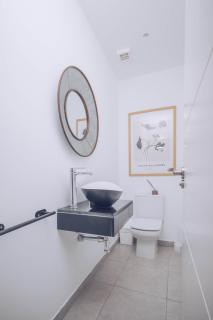 2-BR Gem in Gibraltar's Heart - Gibraltar - 2