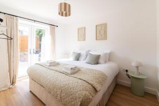 Modern 2-Bedroom Apartment in Prime Location # 1 - 7