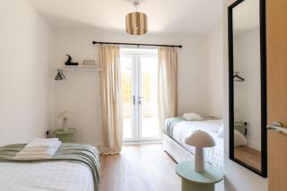 Modern 2-Bedroom Apartment in Prime Location # 1 - 5