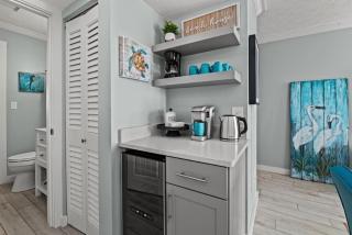 Gone Coastal - 2 Min 2 Beach Water Views - 5