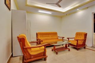 Hotel O MAJESTIC INN - 9
