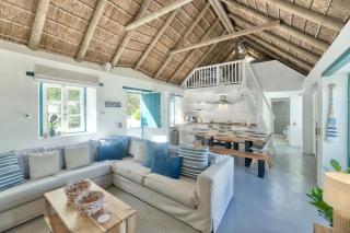 Cape Creek Cottage - Struisbaai - 3