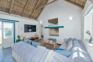 Cape Creek Cottage - Struisbaai - 8